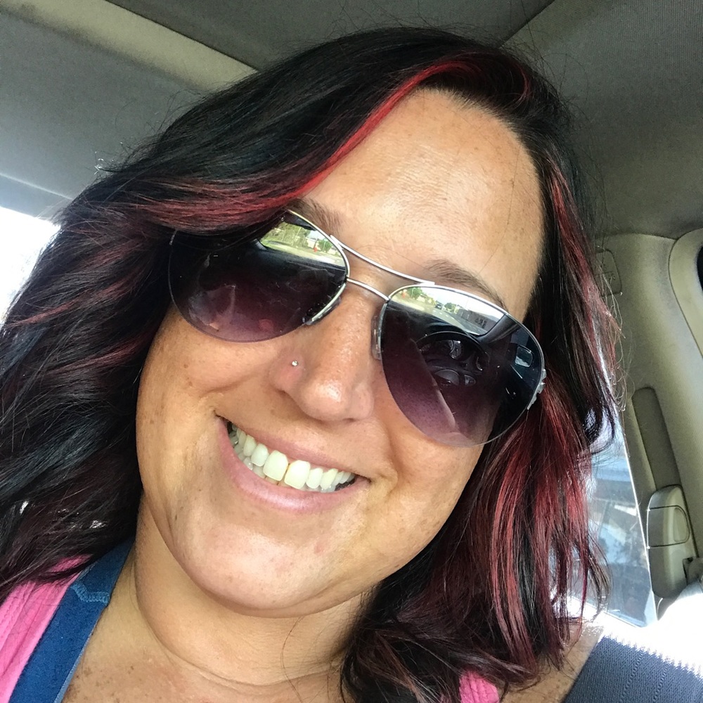 Meet your Posher, Alicia